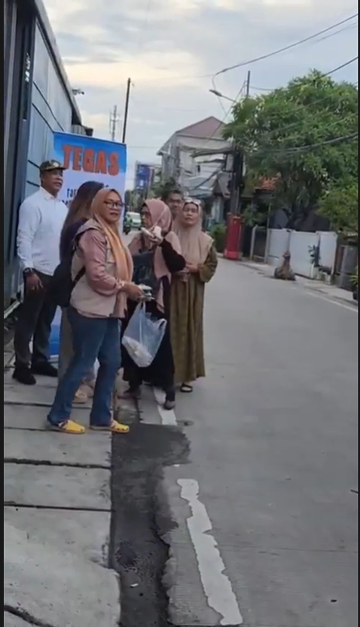 Kamis 5 maret : acara TEGAS; bagi2 takjil dan bukber
